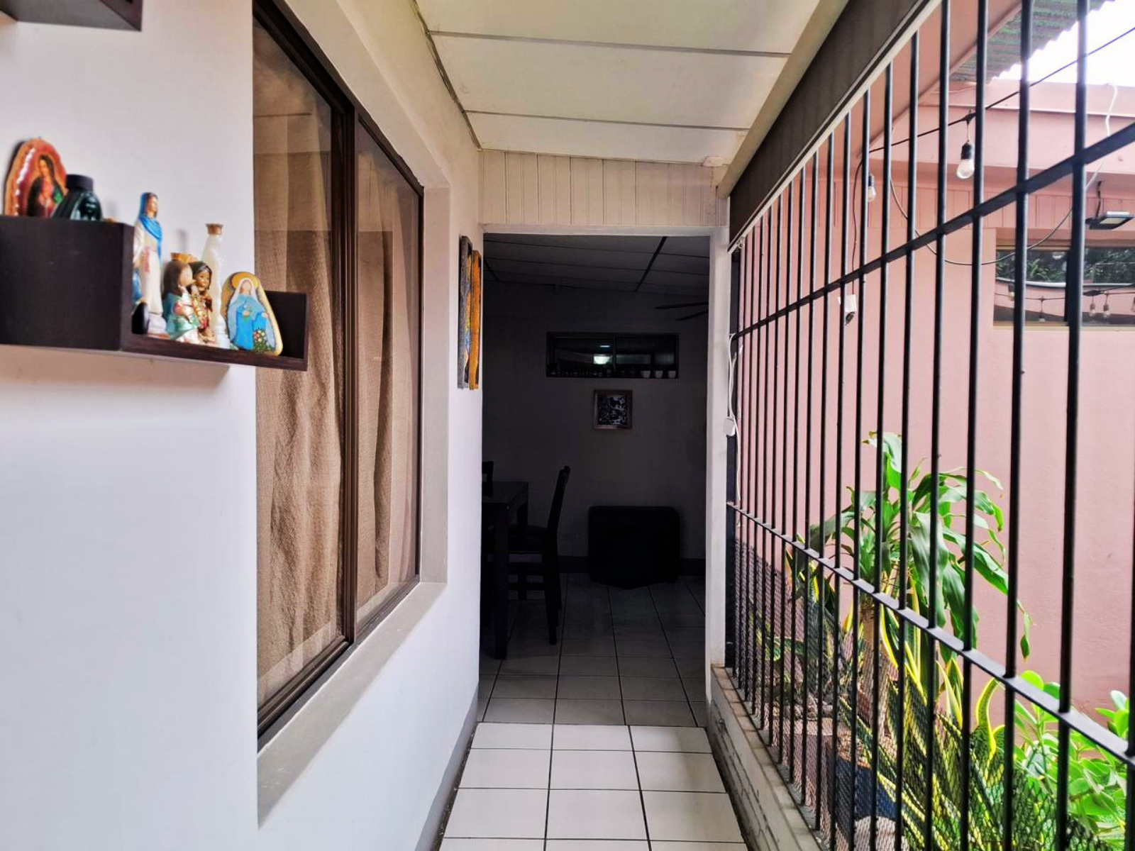 En venta Casa en Exclusiva Altamira, Calle Altamente Traficada! - Image 13