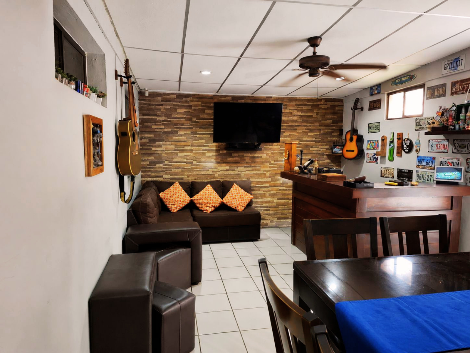 En venta Casa en Exclusiva Altamira, Calle Altamente Traficada! - Image 24