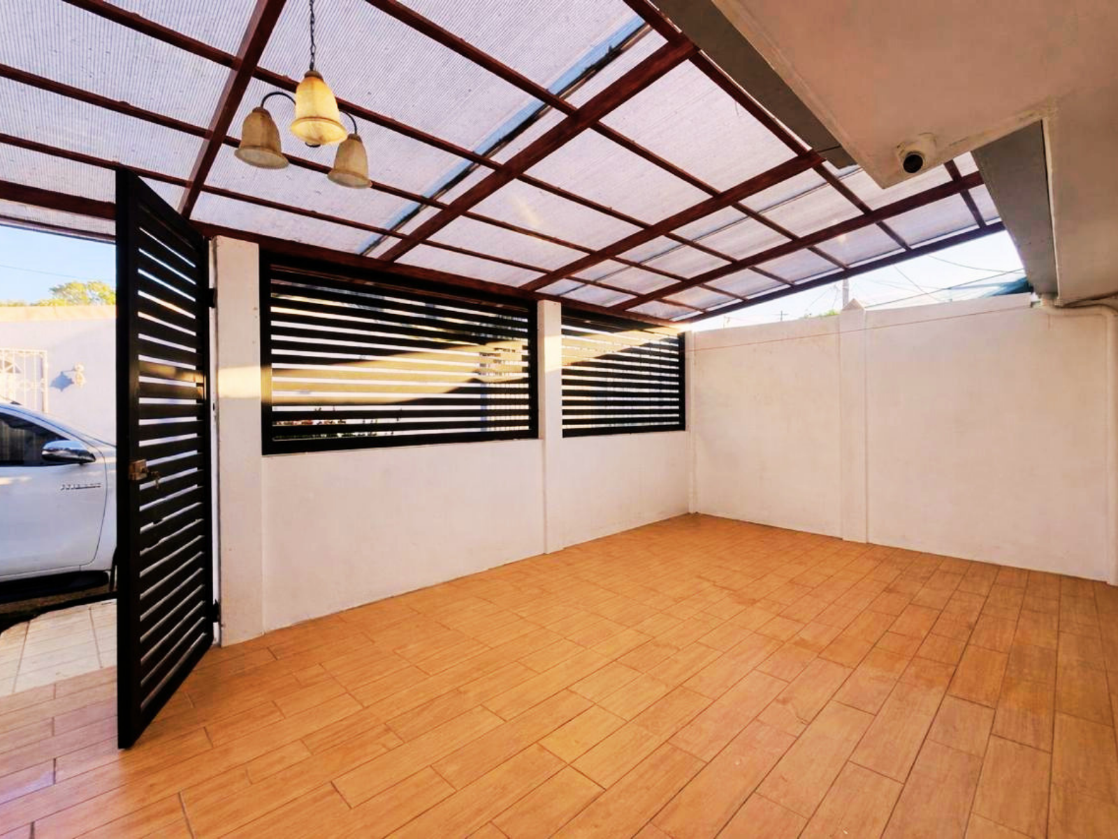 Casa esquinera remodelada en Villa Tiscapa – ¡Ubicación céntrica y lista para habitar! - Image 11