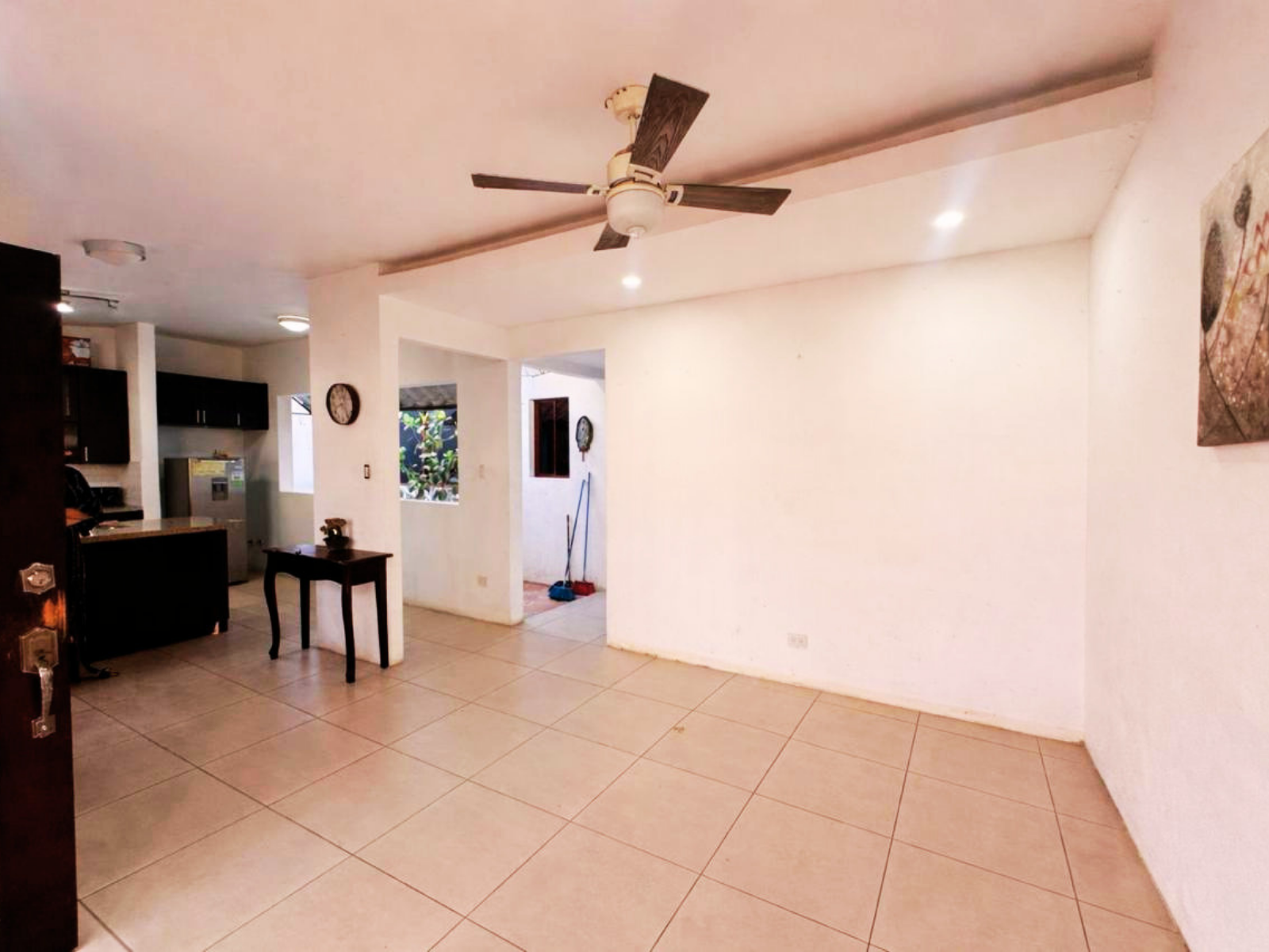 Casa esquinera remodelada en Villa Tiscapa – ¡Ubicación céntrica y lista para habitar! - Image 17