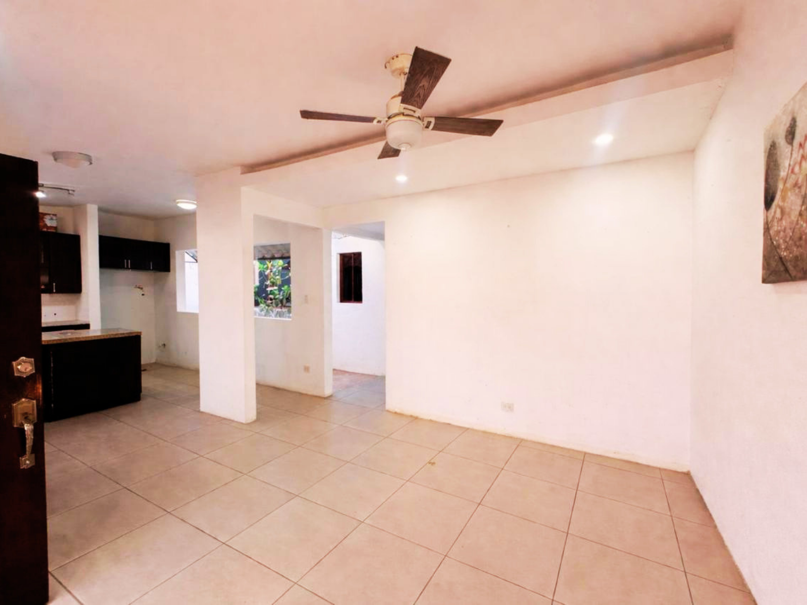 Casa esquinera remodelada en Villa Tiscapa – ¡Ubicación céntrica y lista para habitar! - Image 24