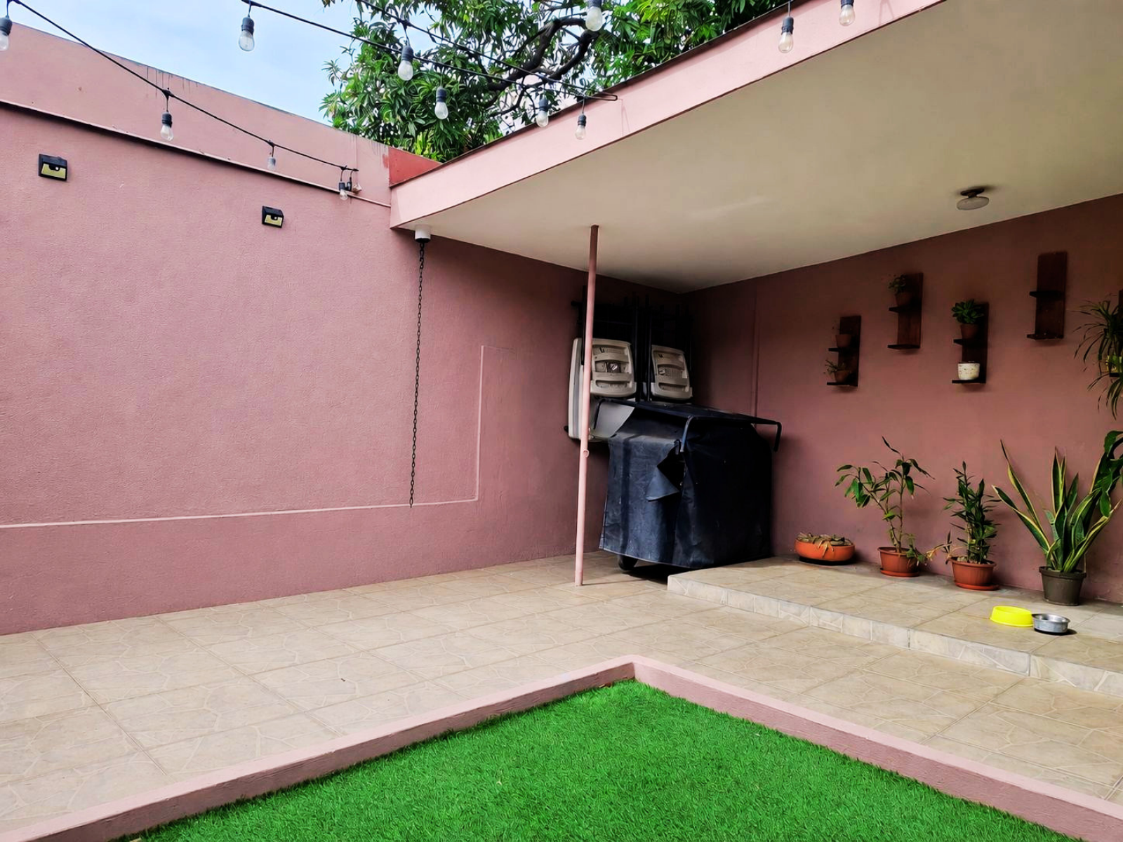 En venta Casa en Exclusiva Altamira, Calle Altamente Traficada! - Image 8
