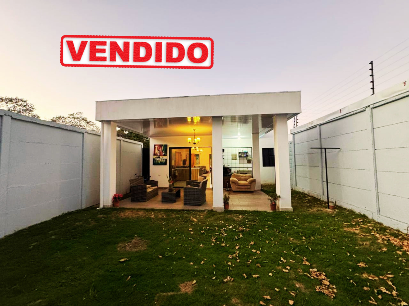 En venta Casa en Cumbre de Las Colinas